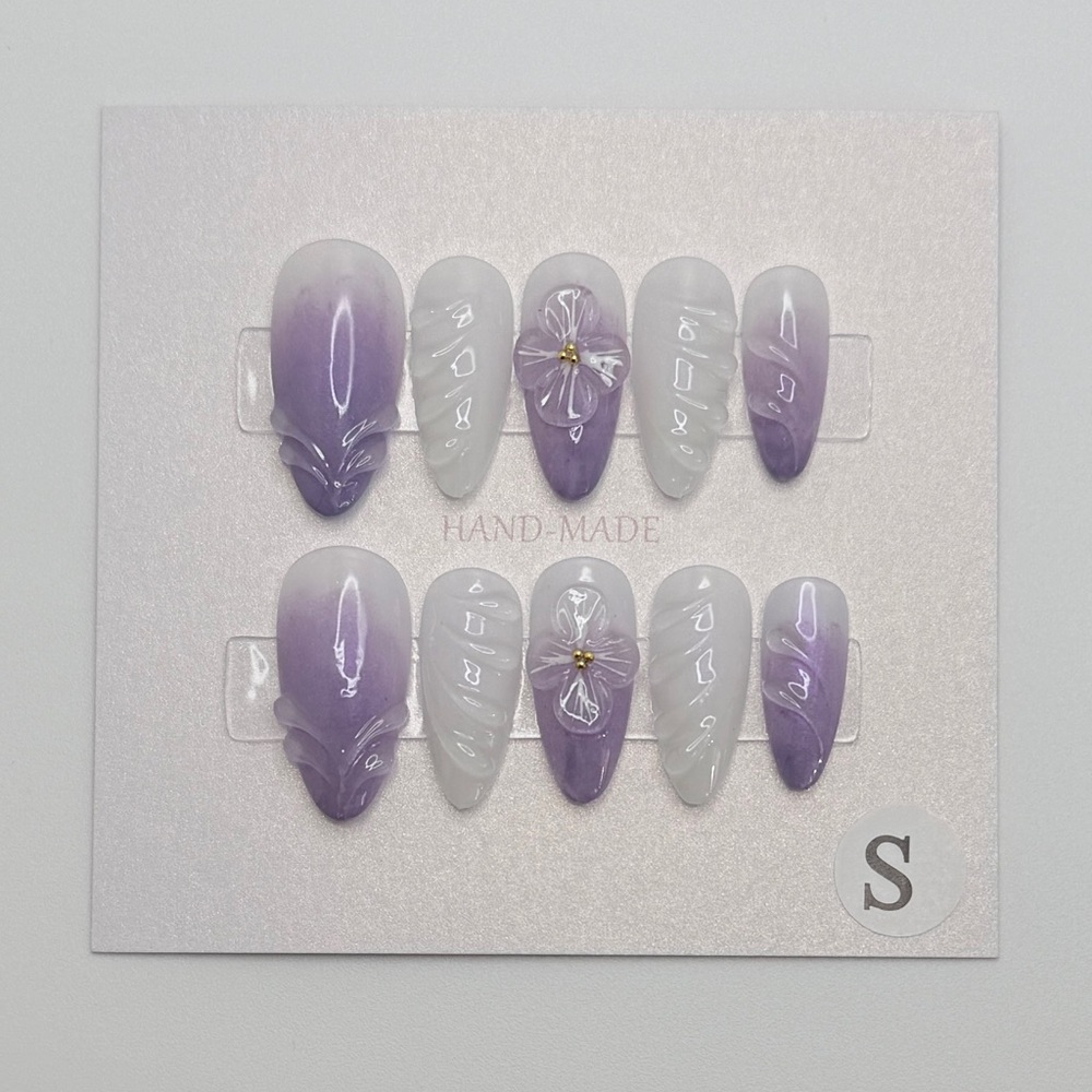 Purple and White Ombre 3D Press-On Nails
